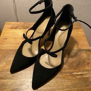 Ann Taylor Black Suede Bow Heels